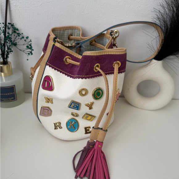 GREAT CONDITION Lindsay Lohan Dooney & Bourke Bucket Bag Rare Vintage
